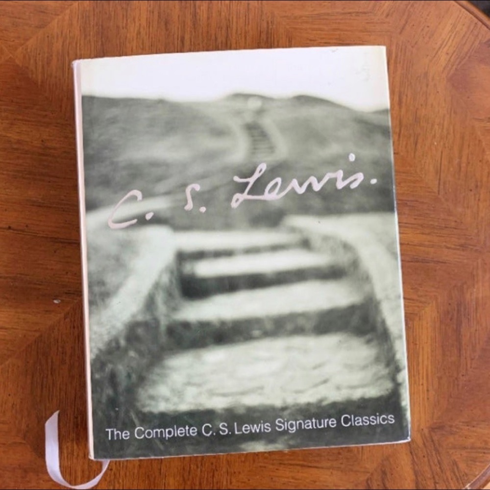 Complete C.S. Lewis Signature Classics